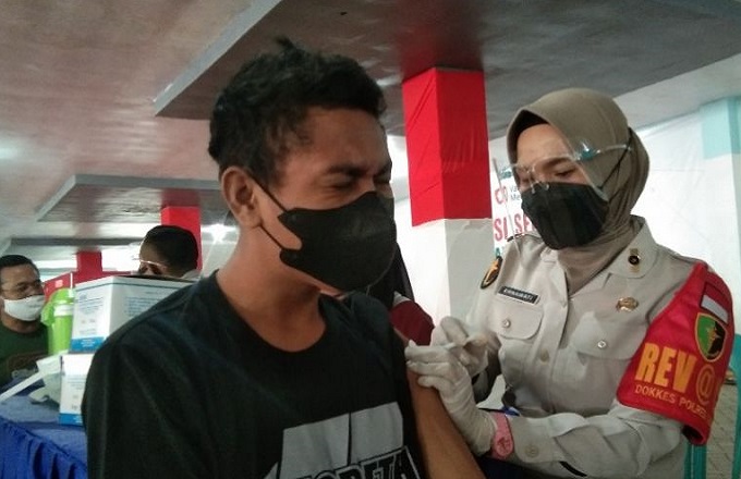 Pian-saat-divaksinasi